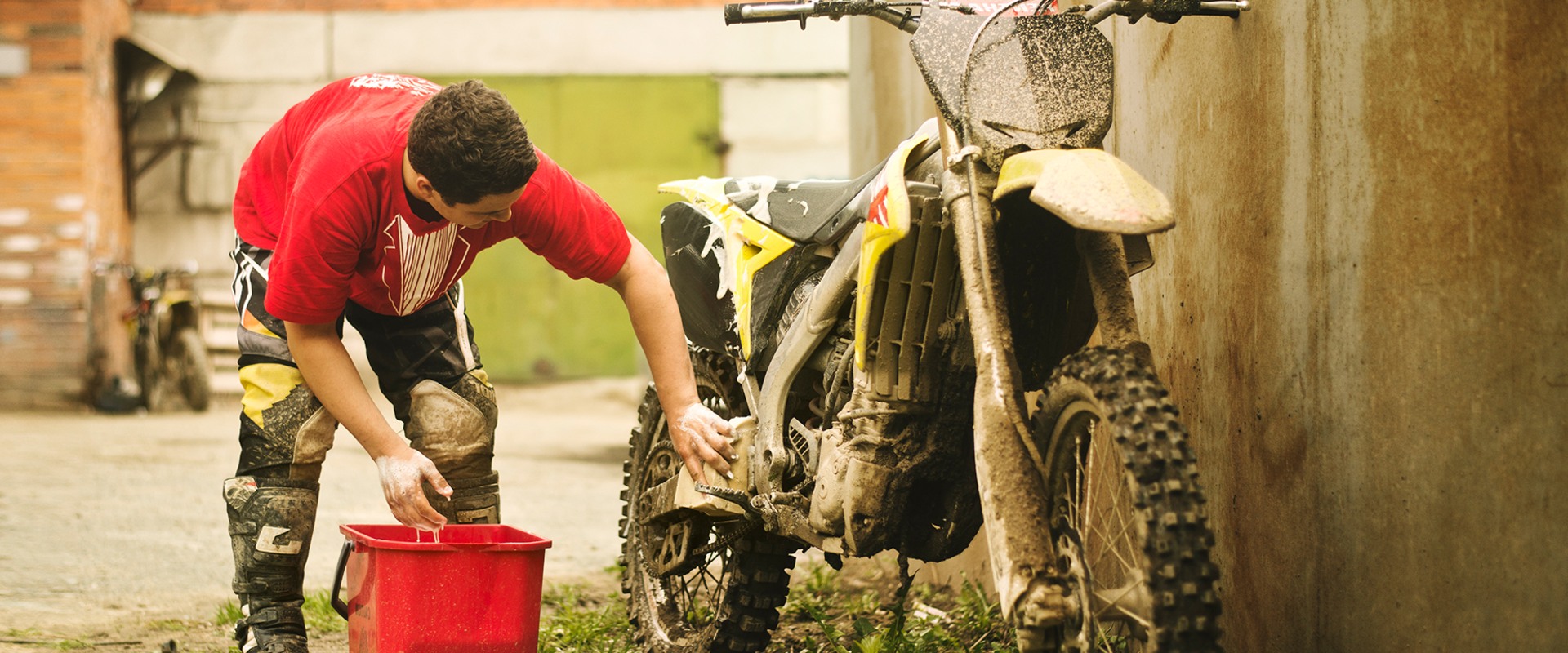 Everything You Need to Know About Lubricants and Cleaners for Motorcycles